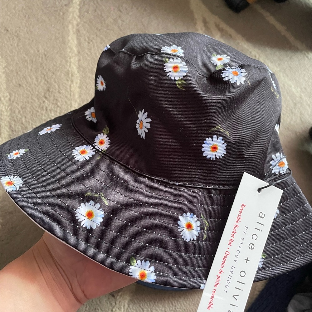 Alice + Olivia reversible bucket hat